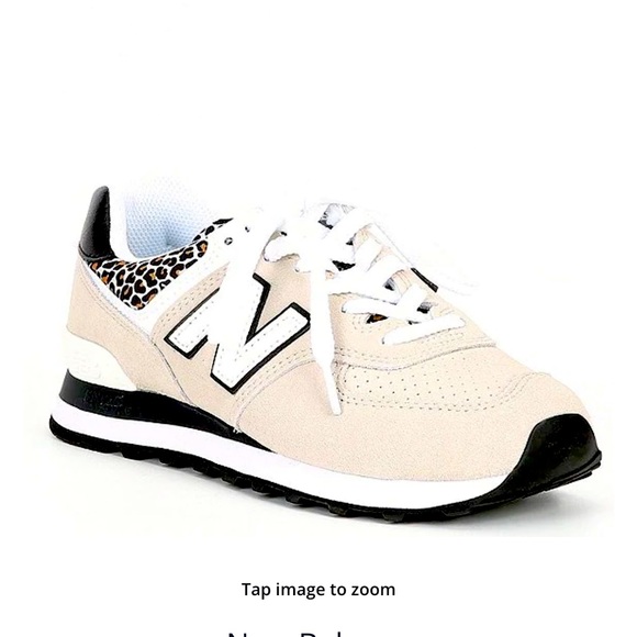 New Balance Shoes - Like New New Balance 574 v2 Sneaker (Women’s)